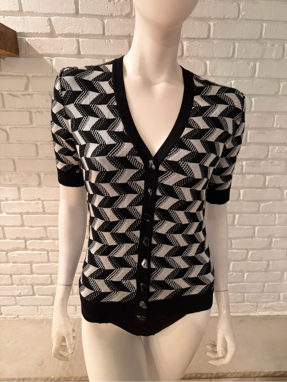 Missoni Black & Cream Chevron Knit Button Front Cardigan Top IT 42 / US 6